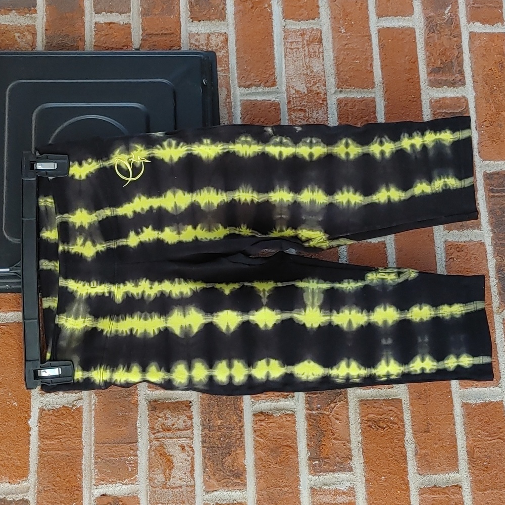 Equilibrium Activewear  Emi Capri Size S